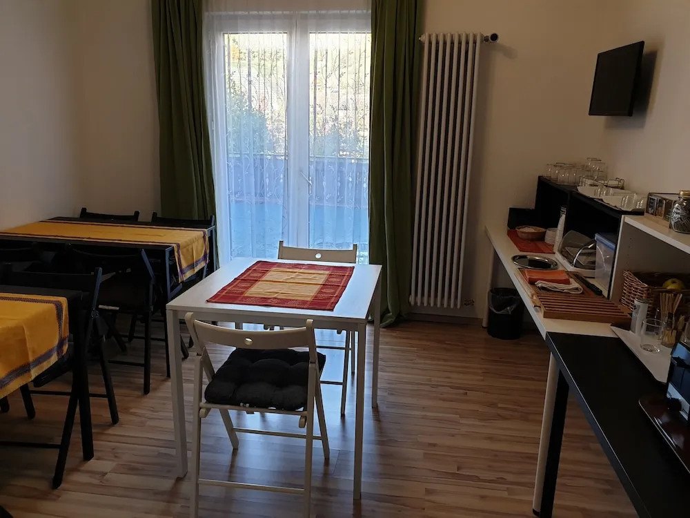 Luchs Hostel