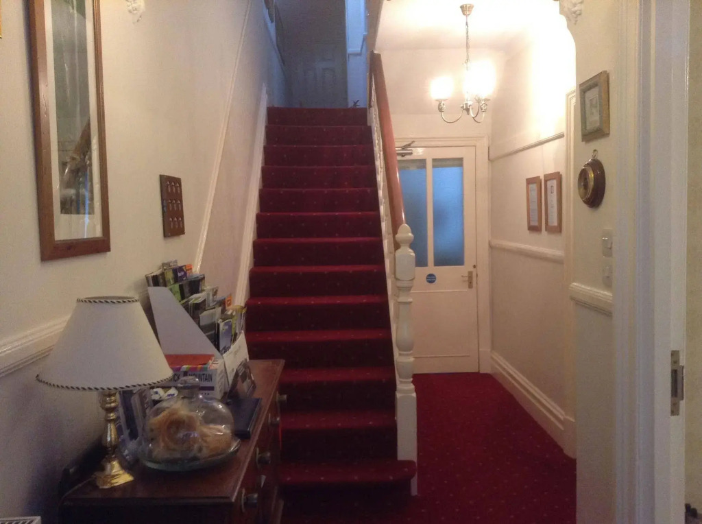 Glendale Guest House