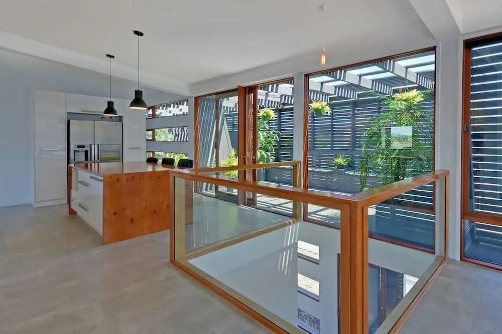 Hobart Waterfront Luxury Retreat