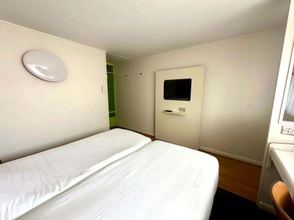 Campanile Hotel Chantilly