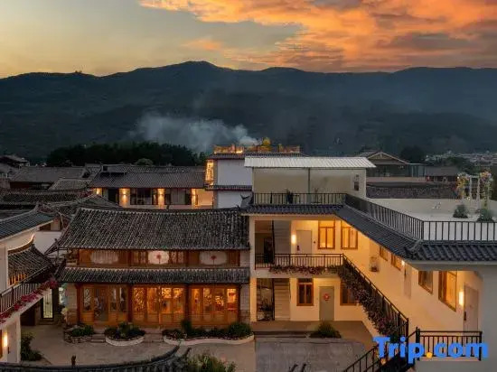 Xiaoshan Yue Homestay (Baisha Ancient Town)