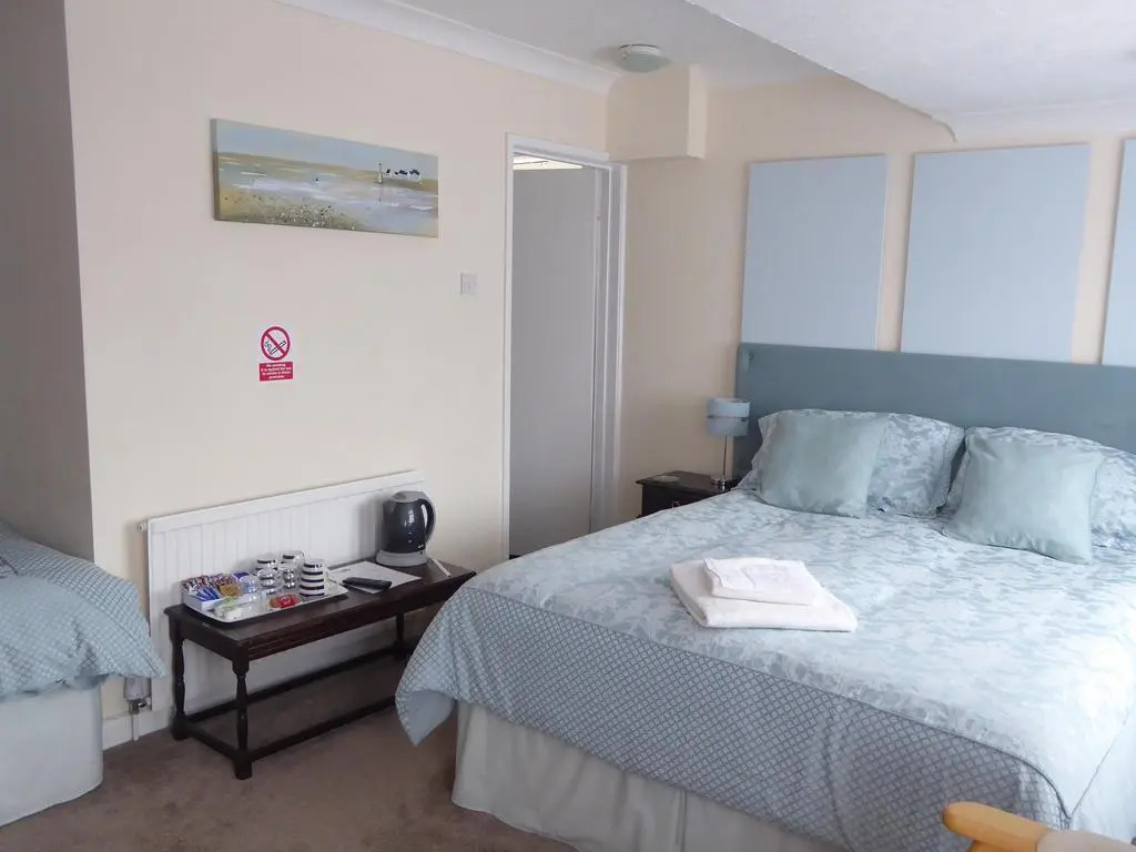 Leeward House B&B