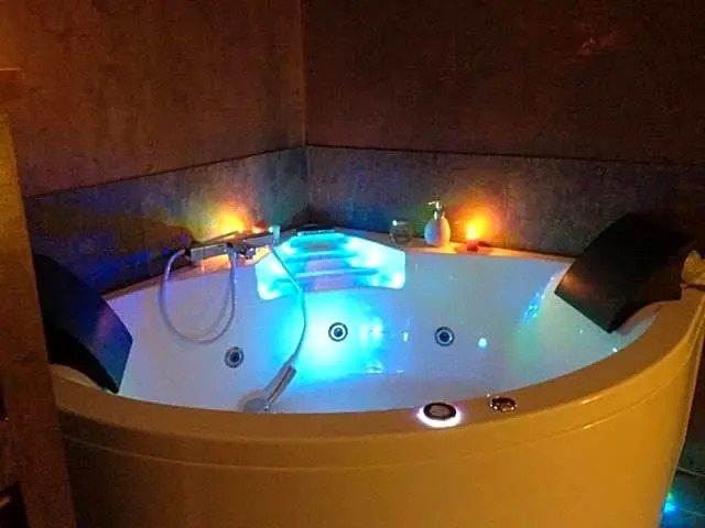 Bulle de tendresse en Provence - Parking Piscine & Jaccuzzi - Peypin