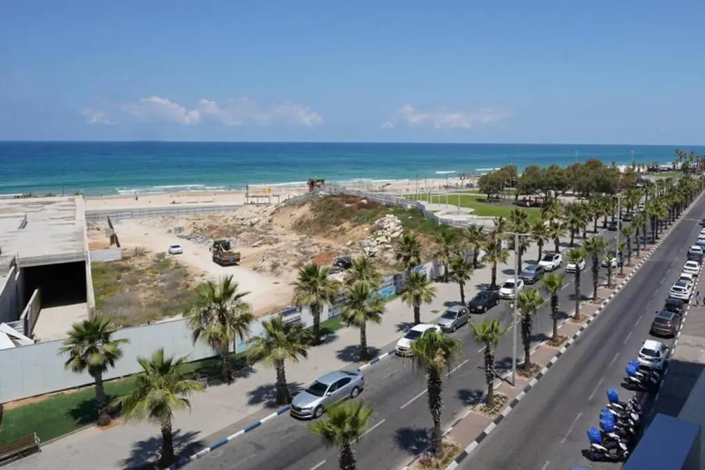 Sea view apartment