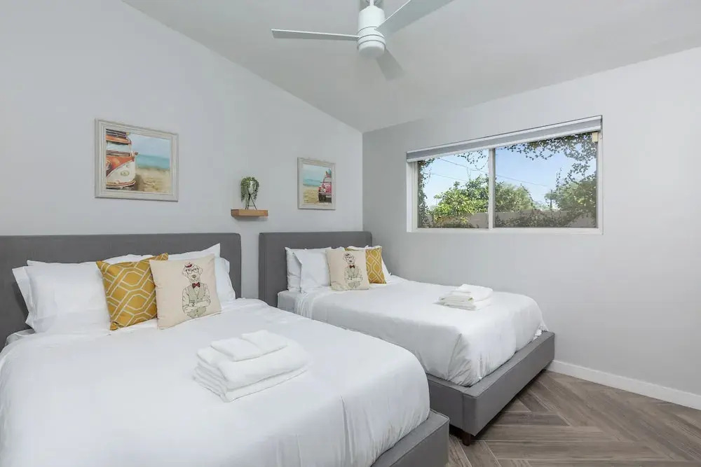 Sunhaven -pool Heat Available - Walk to Old Town