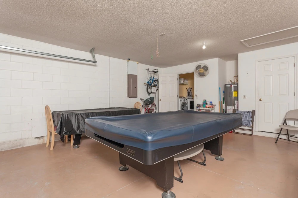 Eagle Pointe-ru1105