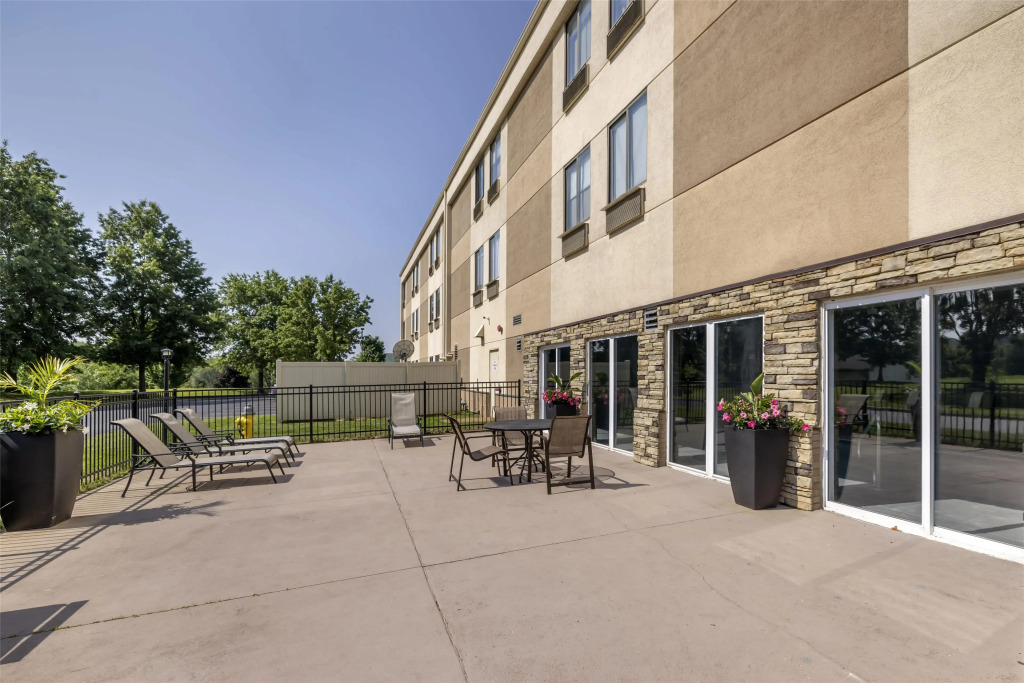 Best Western Plus Lees Summit Hotel & Suites