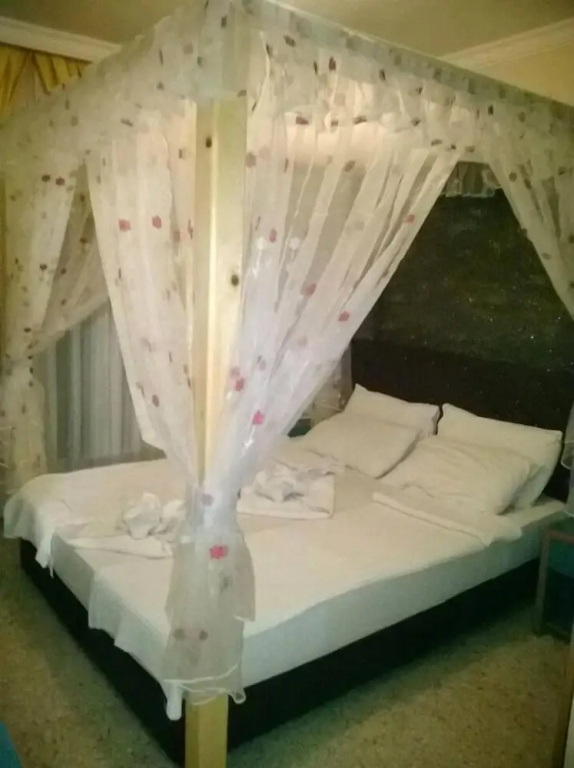 Selay Hotel