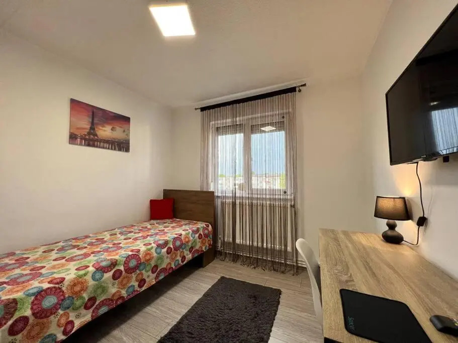 Cozy & complete 2 room flat