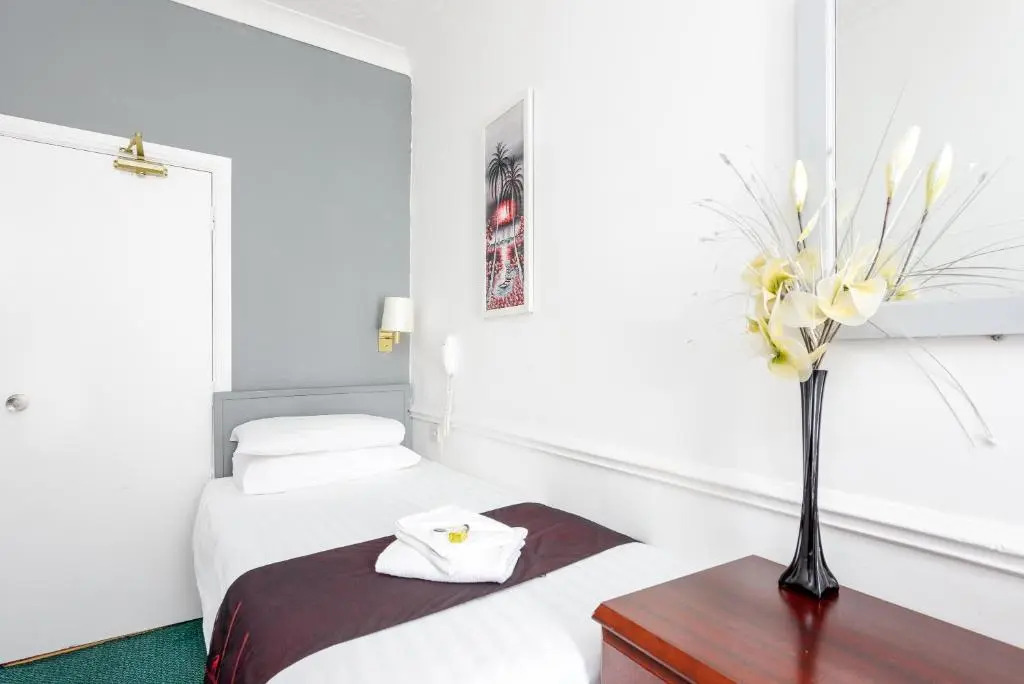 Abbey Lawn Hotel