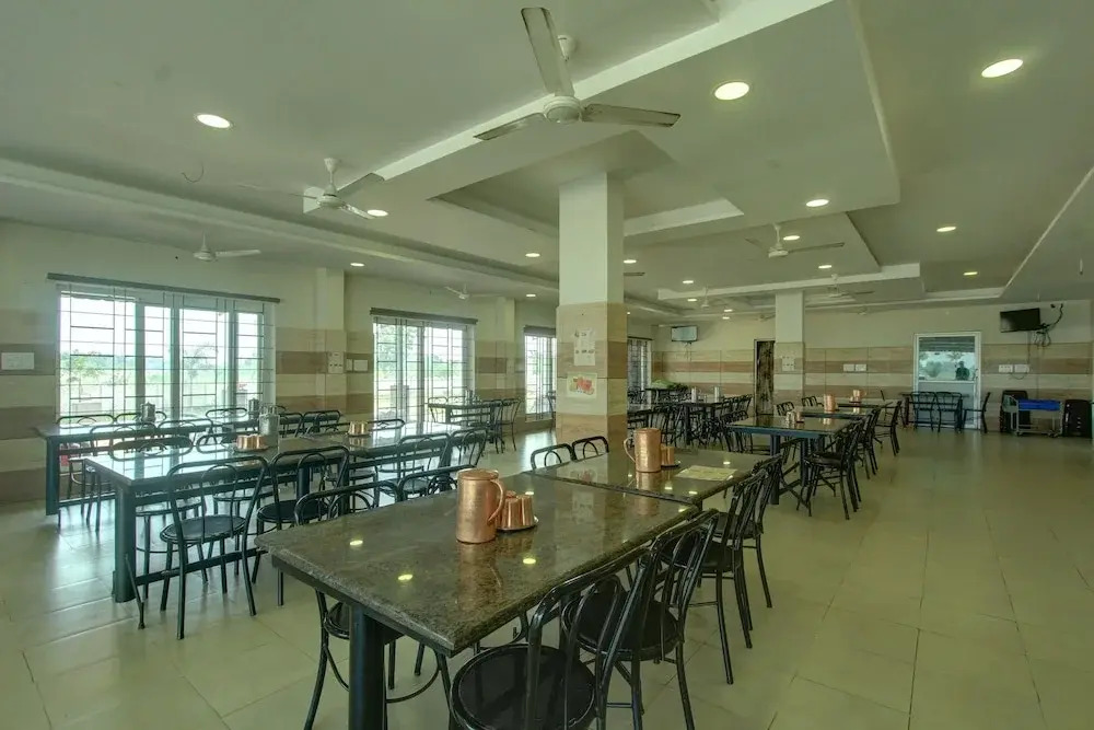 OYO 26739 Arasu Regency