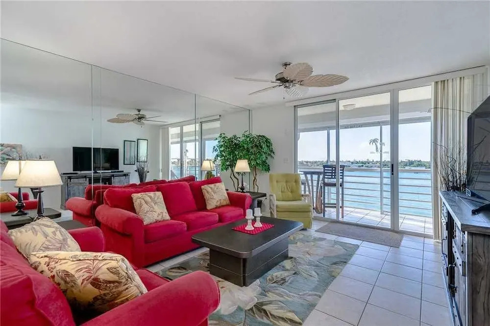 Bahia Vista 15567 - Two Bedroom Condo