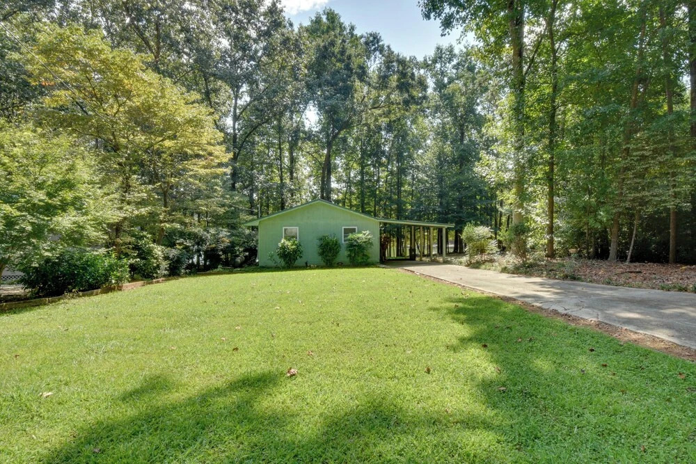 Peaceful Lake Hartwell Gem w/ Boat Dock