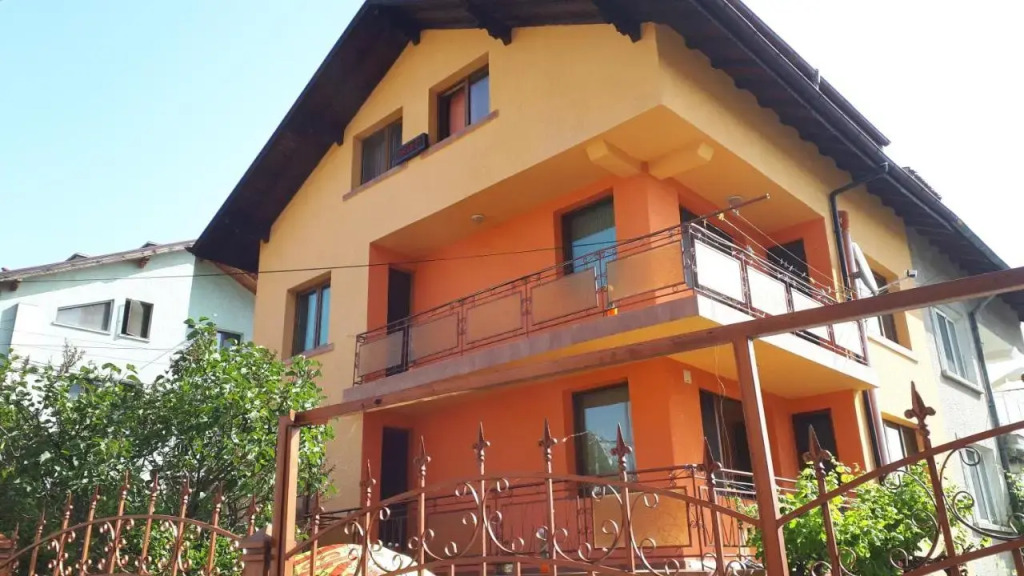 Guest House Blisten