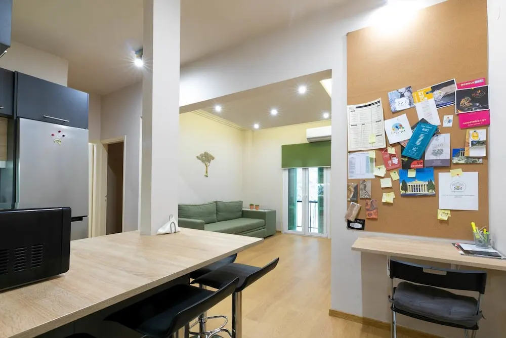 Luxury Apartment Next to Kallimarmaron