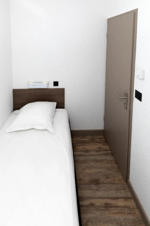 SOWELL HOTELS LOlivier