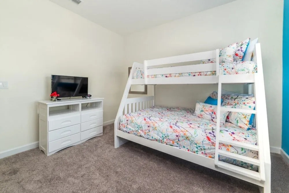 Mickey's Royal Escape 5 Bedroom Townhouse
