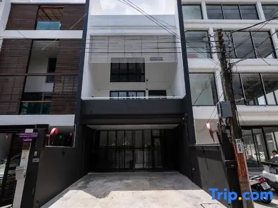 BrandNewHouse_300m-BTS Phrom Phong &Emquartier_S35