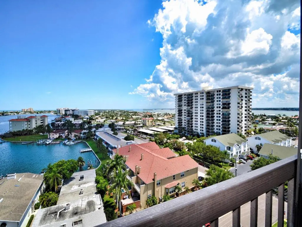 Dolphin Cove Beautiful 11th Floor Water View - 1 Bedroom 1 Bathroom 23149
