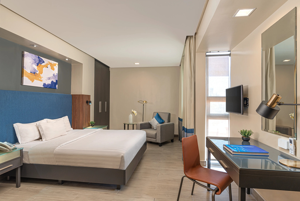 Greenhills Elan Hotel Modern - Newly Renovated