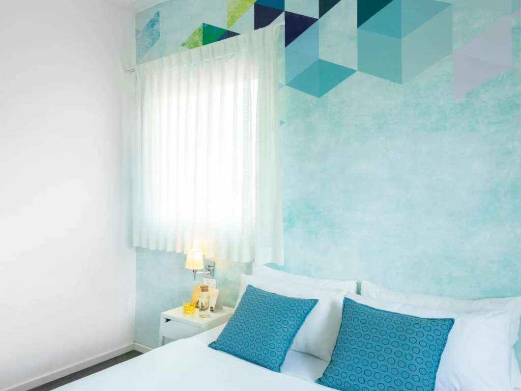 Metulla Travel Hotel