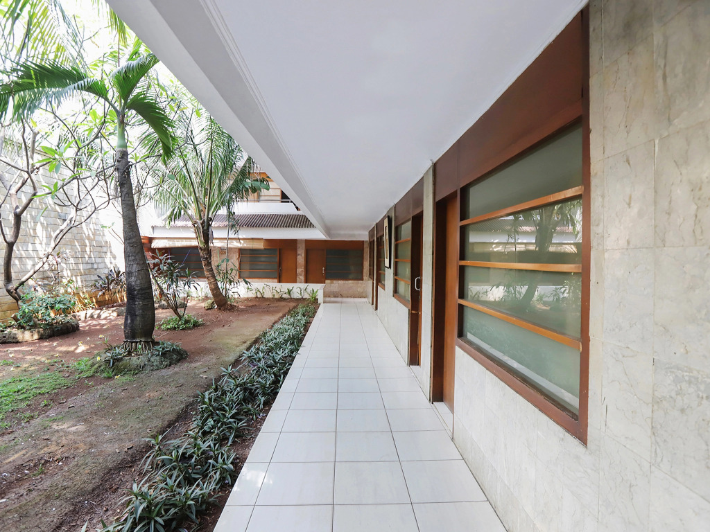 OYO 919 Hotel Kalisma Syariah Near RS Pelni