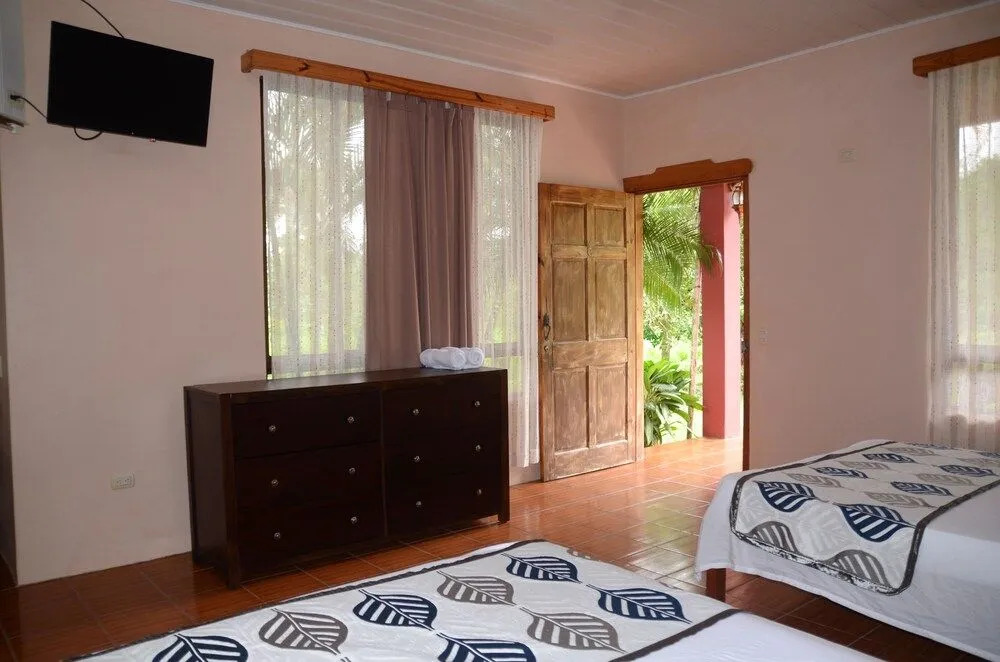 Lumbres del Arenal Cabinas y Villas