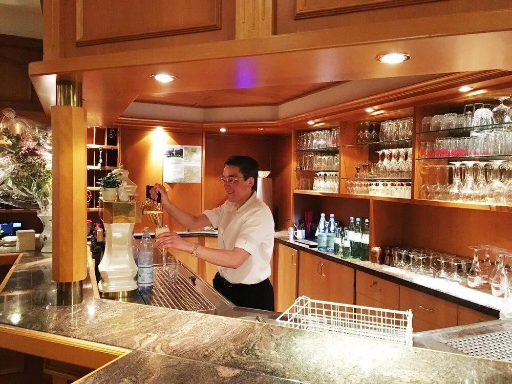 Louis Hotels