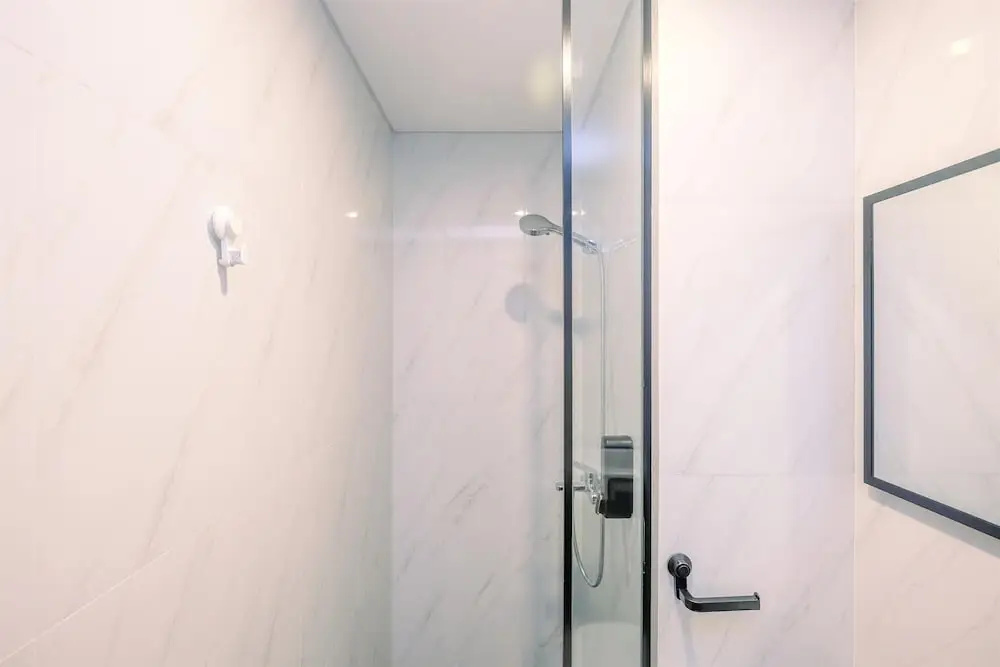 Nice and Elegant Studio at Ciputra World 2 Apartment