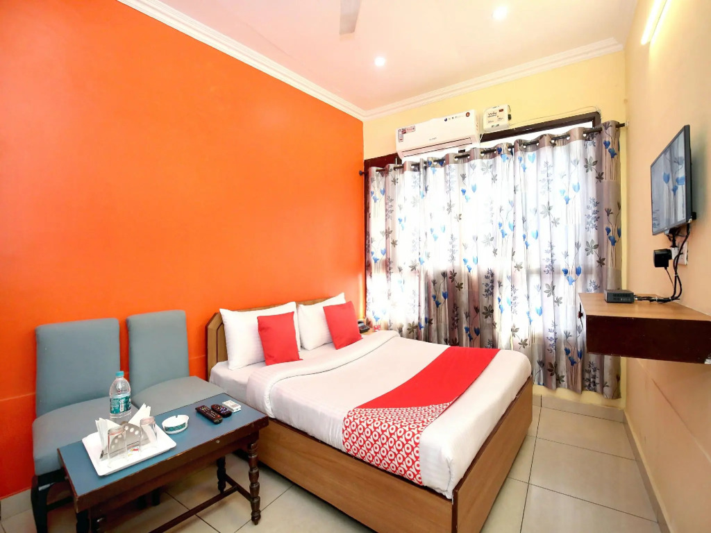 Hotel O Rajmahal