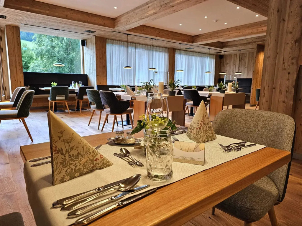 Evident Hotel Prägant