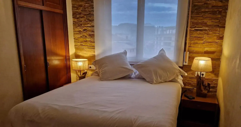 Apartamentos Zarautz Playa, con piscina y garaje
