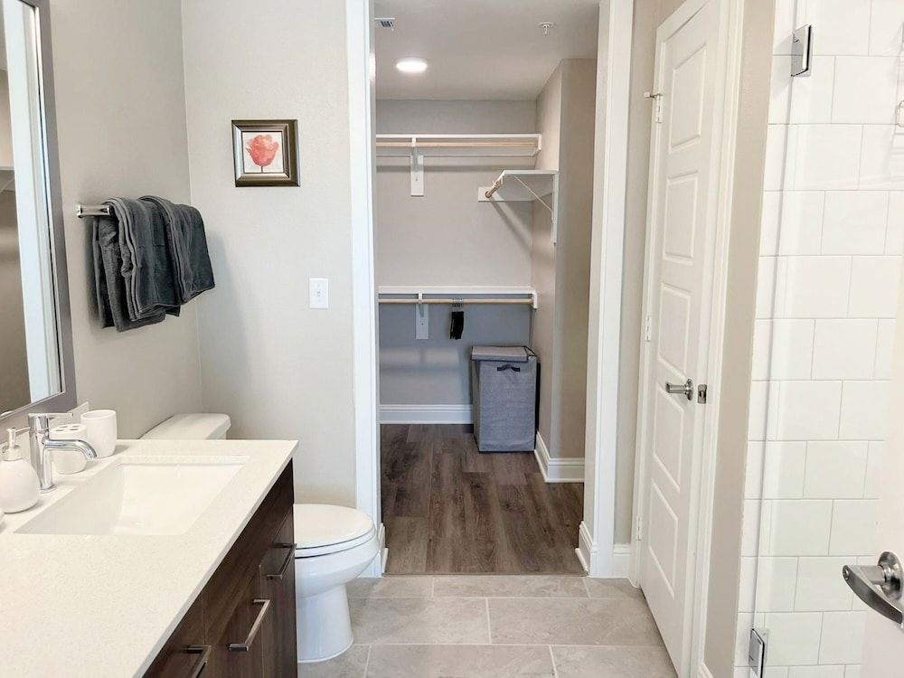 The Elvis Presley Urban Luxury Apts Austin