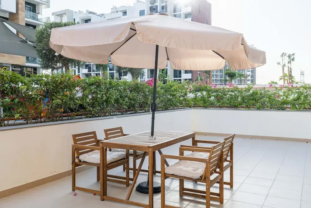 Indulging 1 Bedroom in Azizi Riviera 6