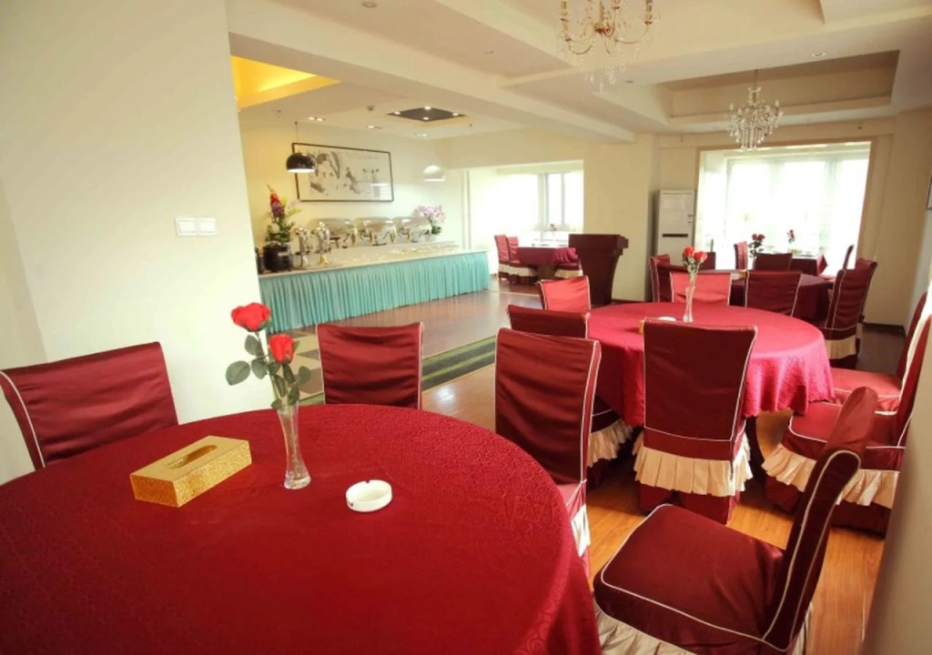 GreenTree Alliance HuaiBei Railway Station Jinseyuntian Hotel