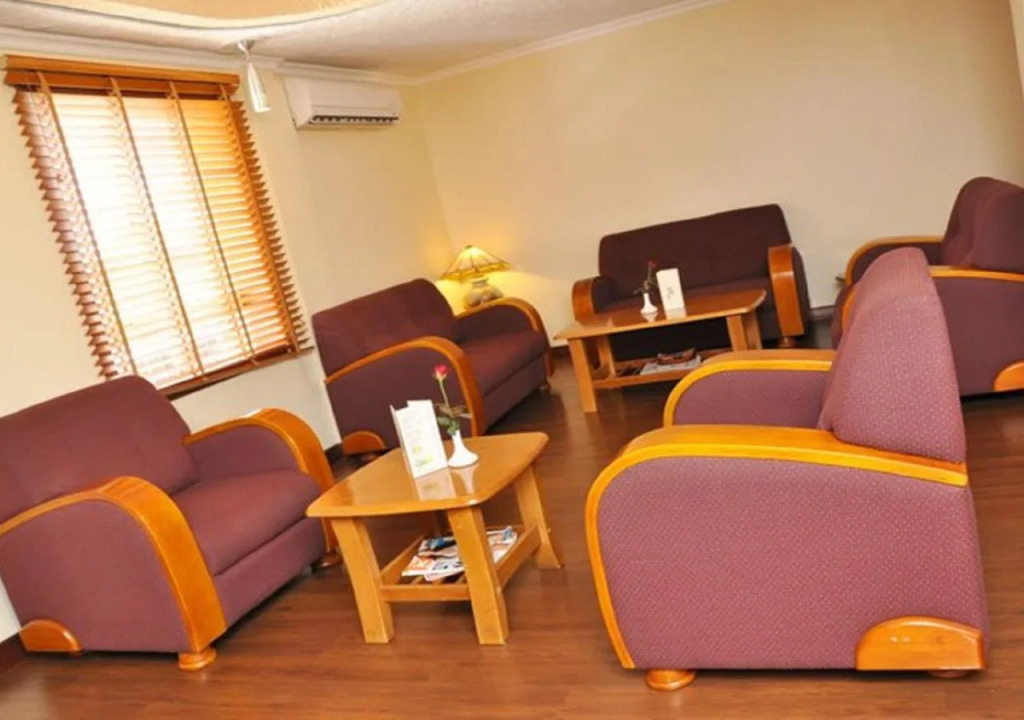 Gold Crest Hotel