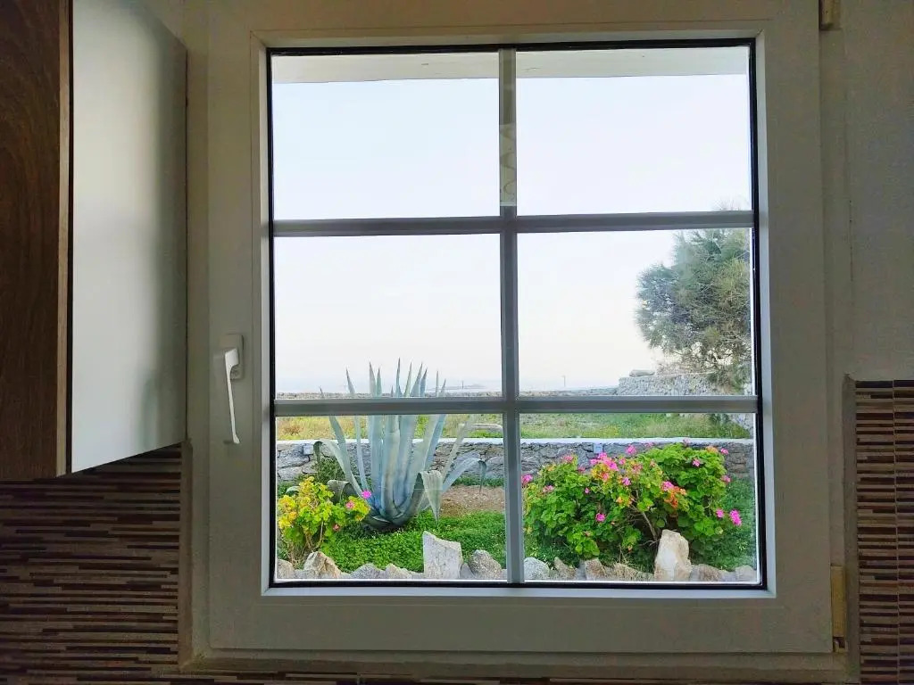 AVALON cosy apartments, minimal villas with shared swimming pool