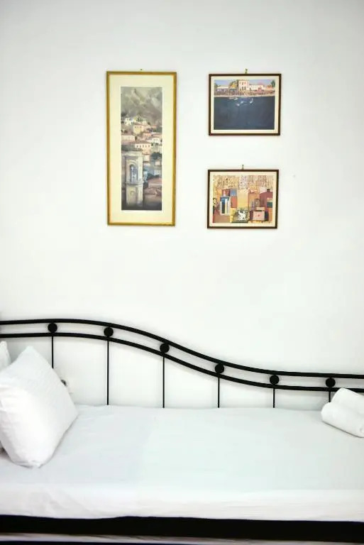 Arco I/ Downtown Rustic Apartment/4 min from port