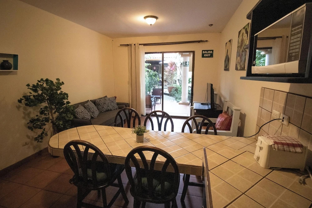 Anona Guesthouse