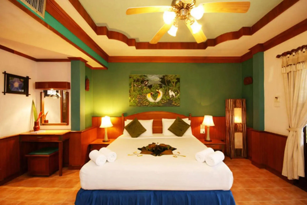 Salad Beach Resort - SHA Extra Plus