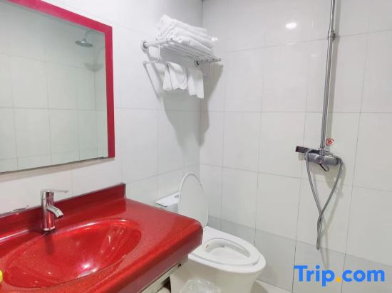 Yinhe Business Hotel