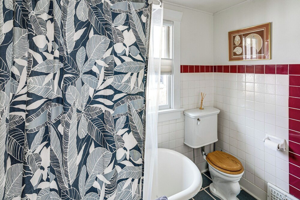 Steps to Montana State! Updated Bozeman Bungalow