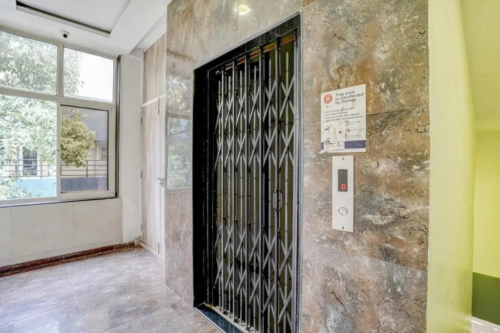 FabHotel Divine Residency
