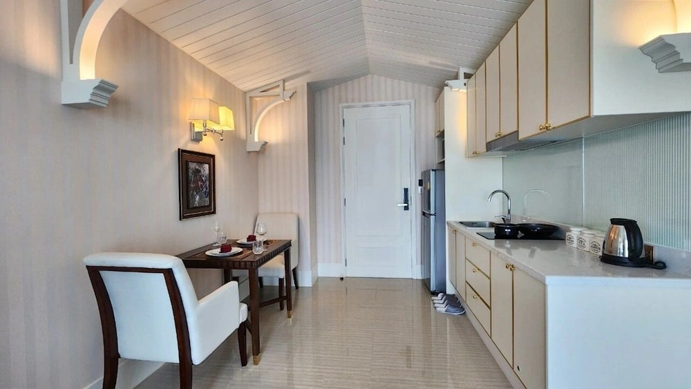 Grand Florida 1Bedroom CloseToBeach G410