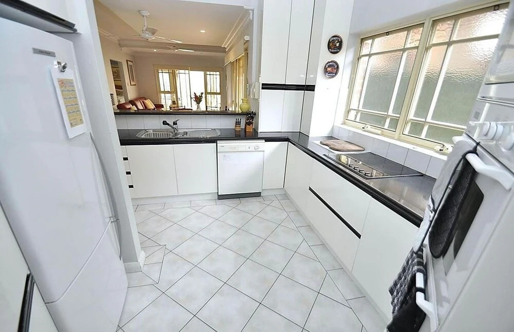 Kingsford 12 Shaw Furnished Apartment
