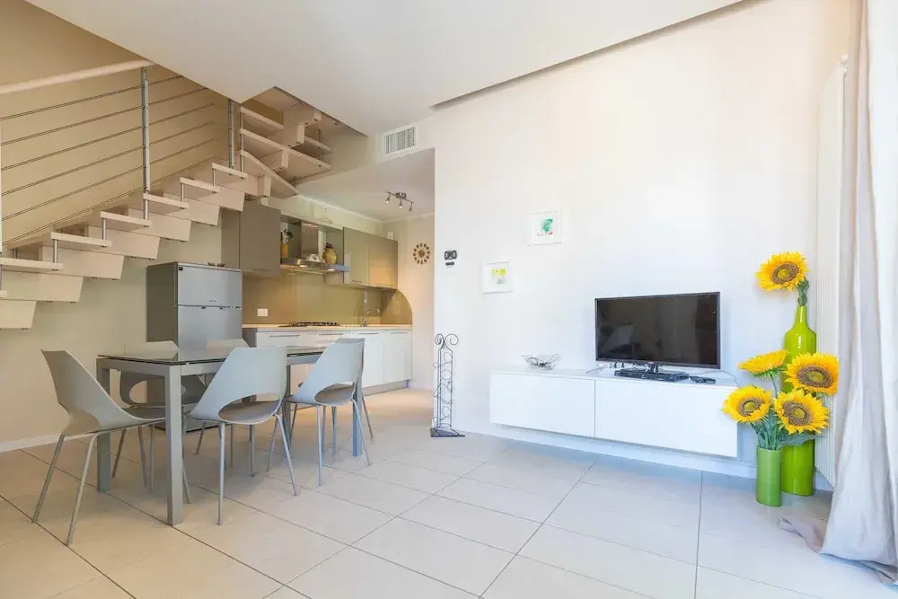 Tasso Apartments