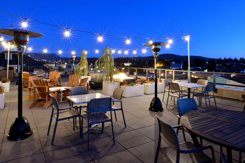 Majestic Inn and Spa