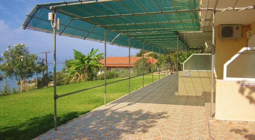Rosas Beach Studios