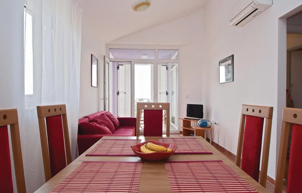 Stunning Home in Vodnjan With Wifi and 1 Bedrooms
