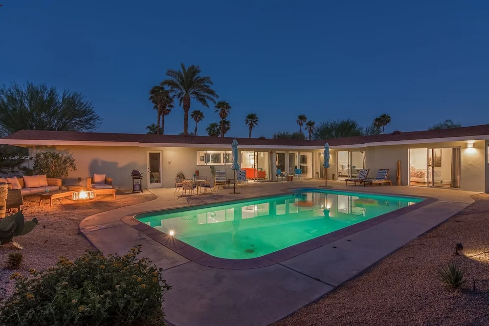 Desert Coral Oasis Three Bedroom House